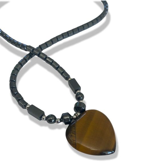 Hematite Necklace with Tiger Eye Heart Pendant - Picture 2 of 4